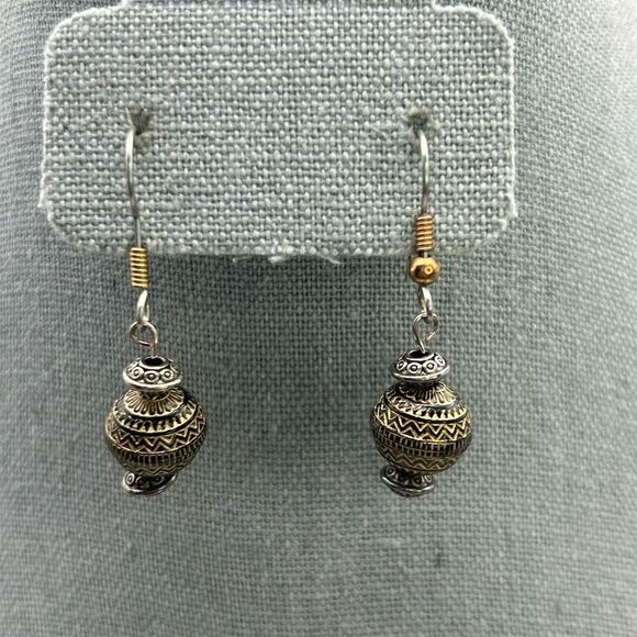 Boho Silver & Gold Tone Ball Dangle Earrings Lightweight Intricate Design - Picture 2 of 8